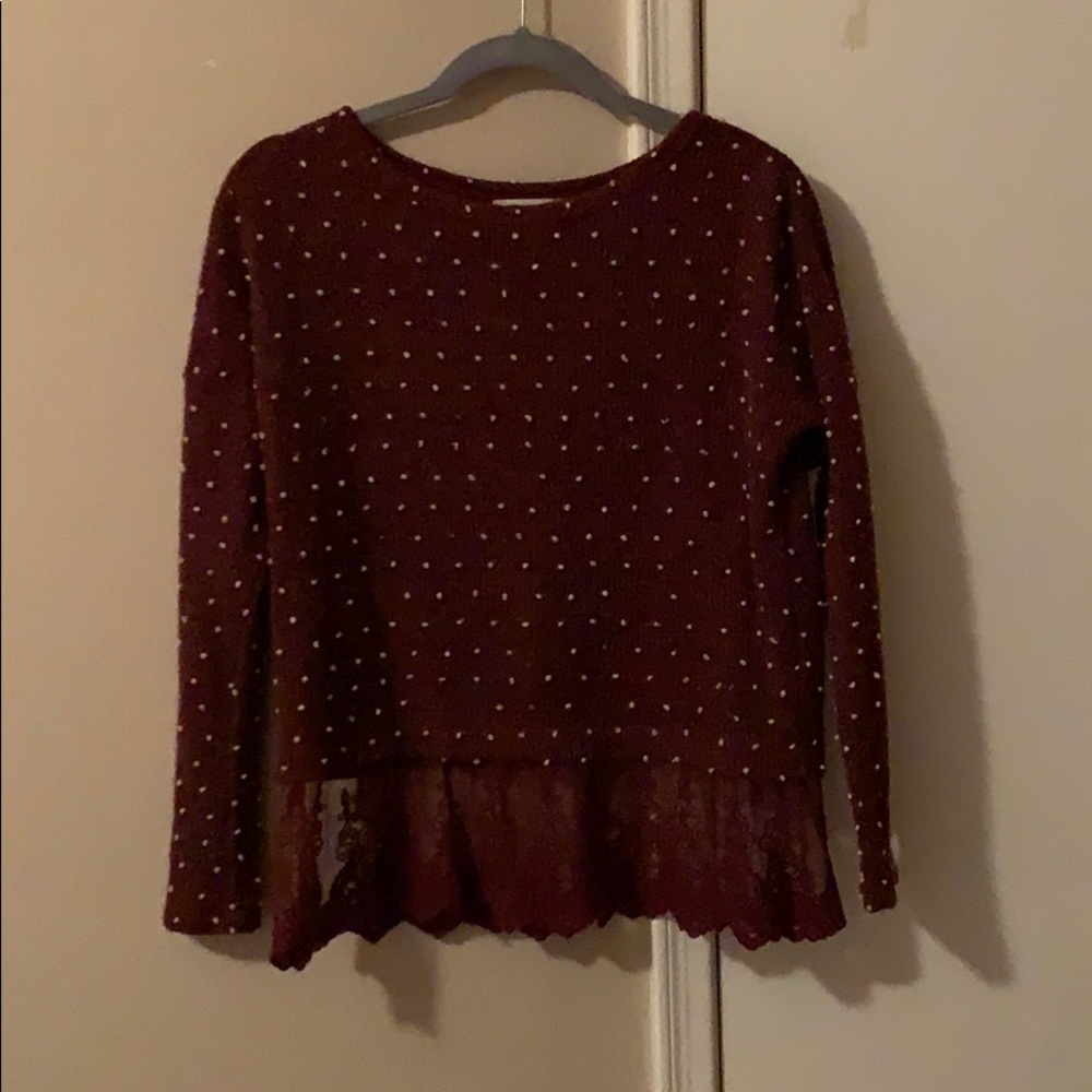 sweater w lace details